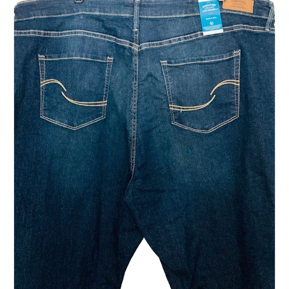Levi Signature Strauss Plus Size 24M Mid-Rise Modern Slim Super Stretchy Denim - Picture 2 of 10